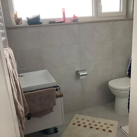 Schicke Im Herzen Limburgs 拉恩河畔林堡